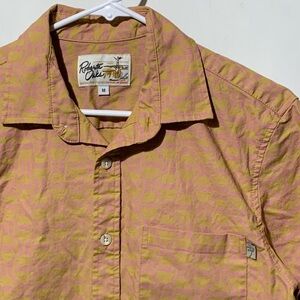 Roberta Oaks Men's Aloha Shirt, size Medium